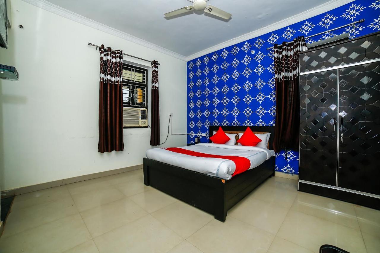 Oyo 23367 Farmsgreen Resort And Restaurant Orchha Esterno foto
