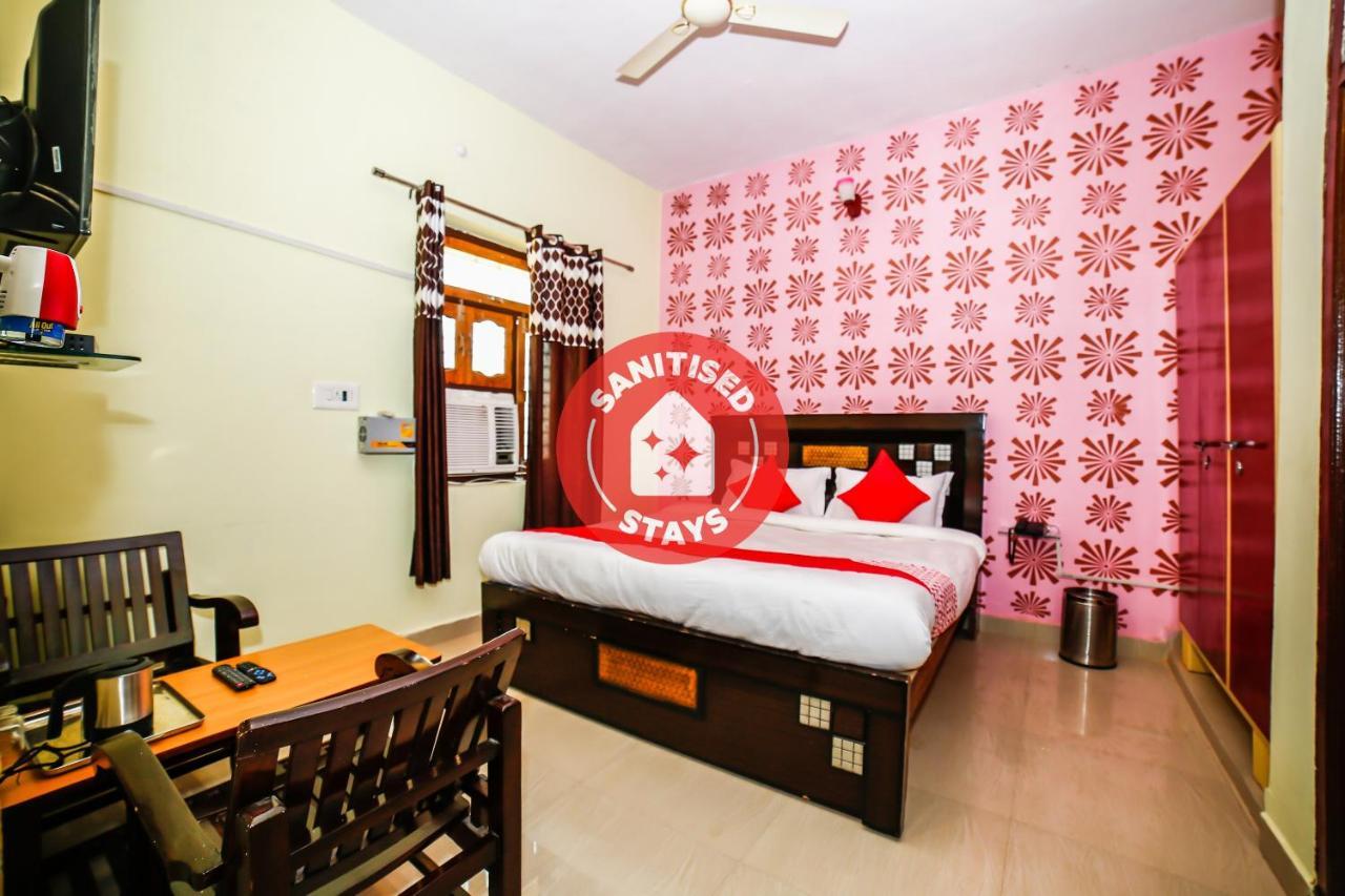 Oyo 23367 Farmsgreen Resort And Restaurant Orchha Esterno foto